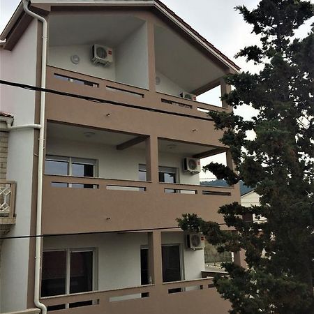 Apartmani Orhideja Ραμπ Εξωτερικό φωτογραφία