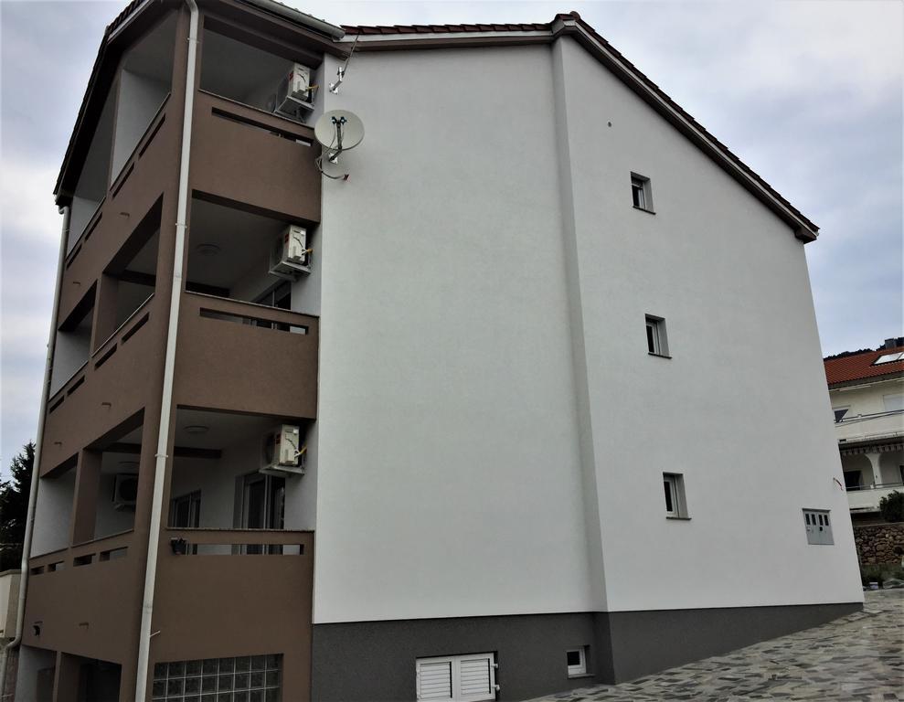 Apartmani Orhideja Ραμπ Εξωτερικό φωτογραφία