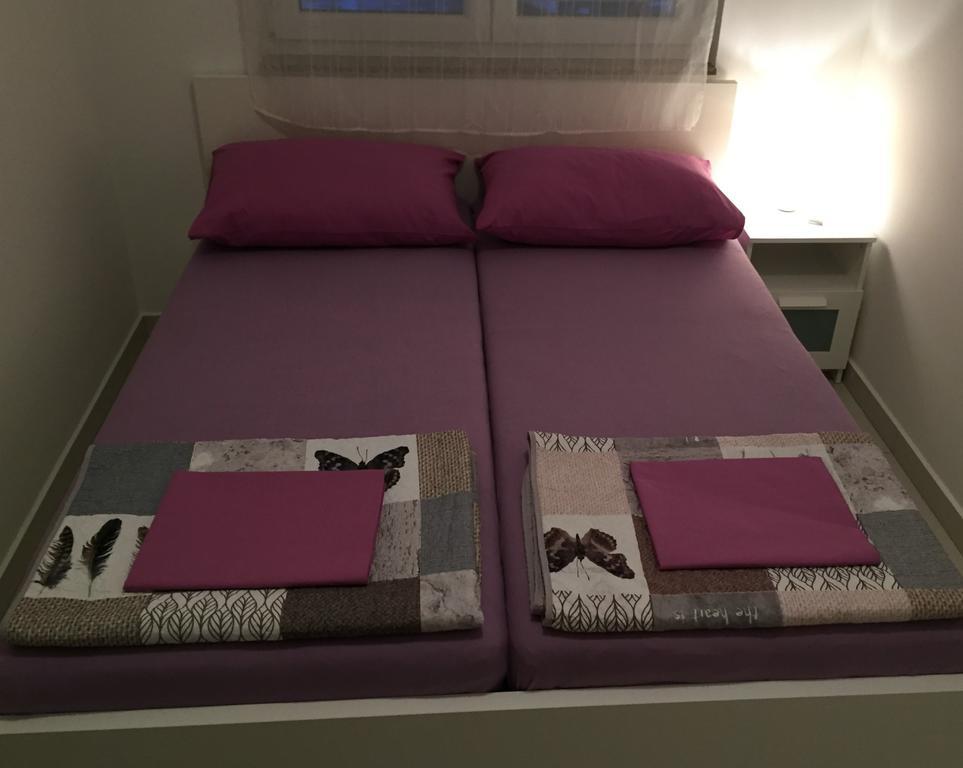 Apartmani Orhideja Ραμπ Εξωτερικό φωτογραφία