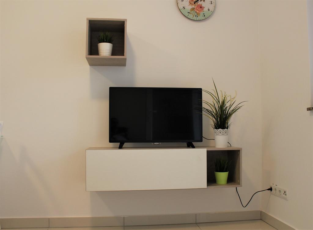 Apartmani Orhideja Ραμπ Εξωτερικό φωτογραφία